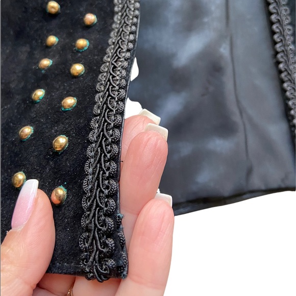 Vintage Wilsons Leather Suede Cropped Jacket - Picture 6 of 16